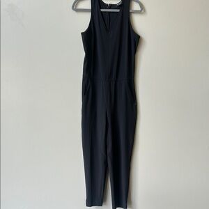 Athleta black sleeveless jumpsuit light weight ankle 6